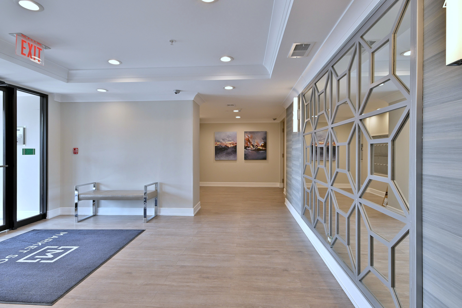 210 N Addison Avenue Unit: 301