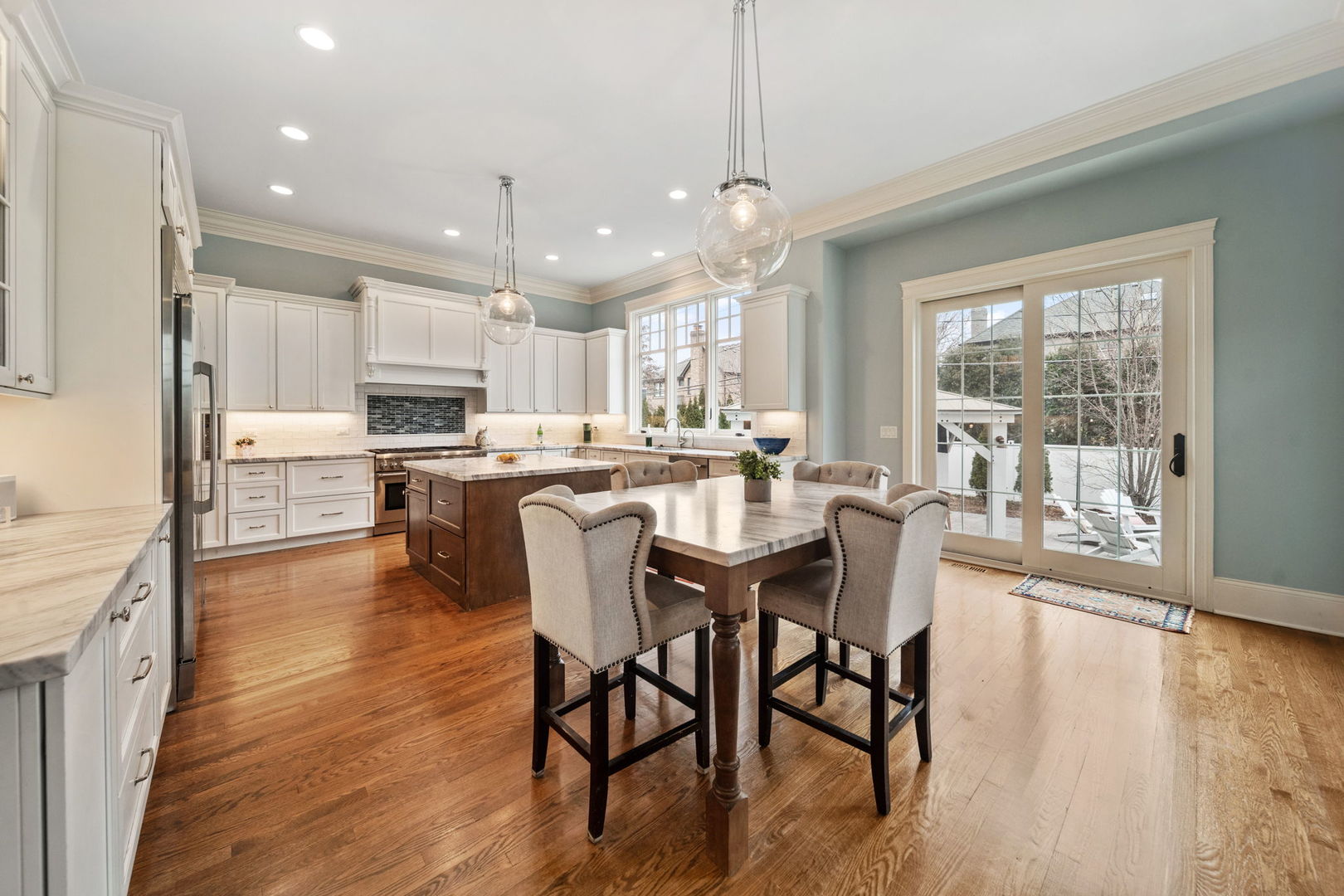 499 S Parkside Avenue