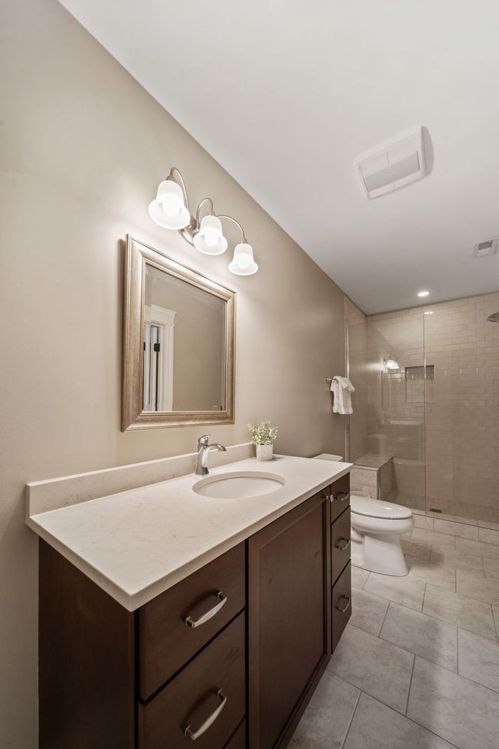 499 S Parkside Avenue