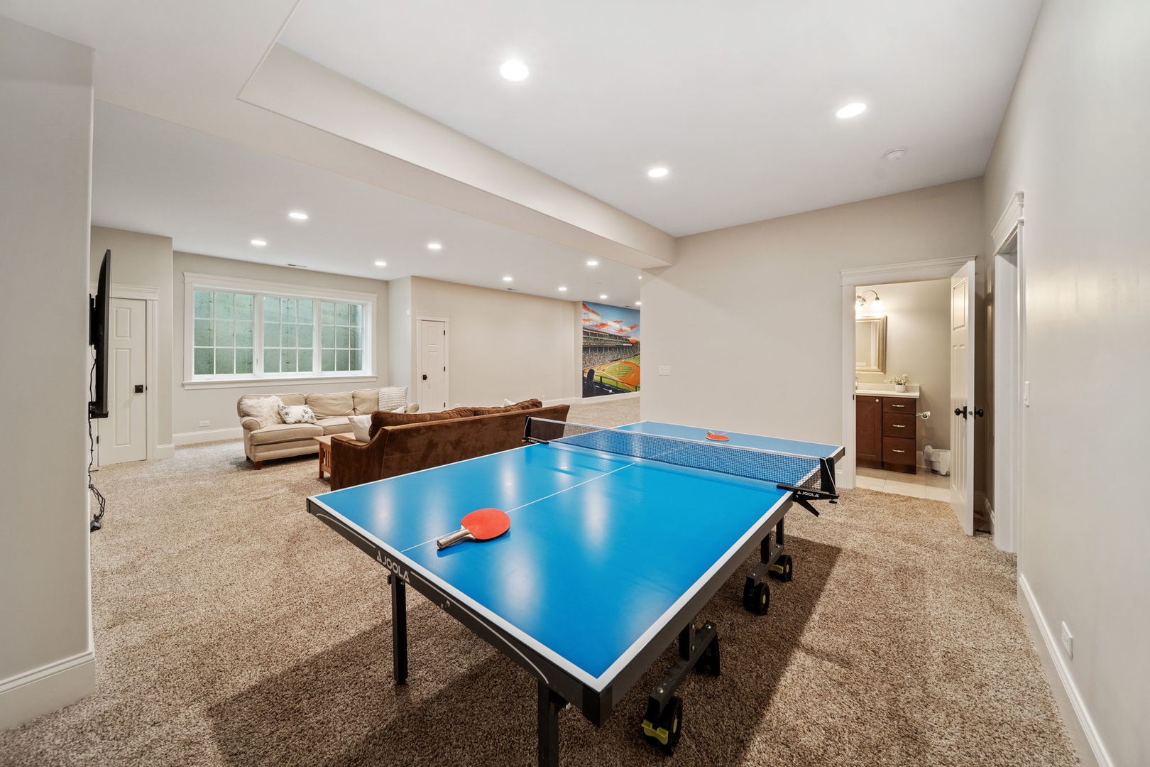 499 S Parkside Avenue