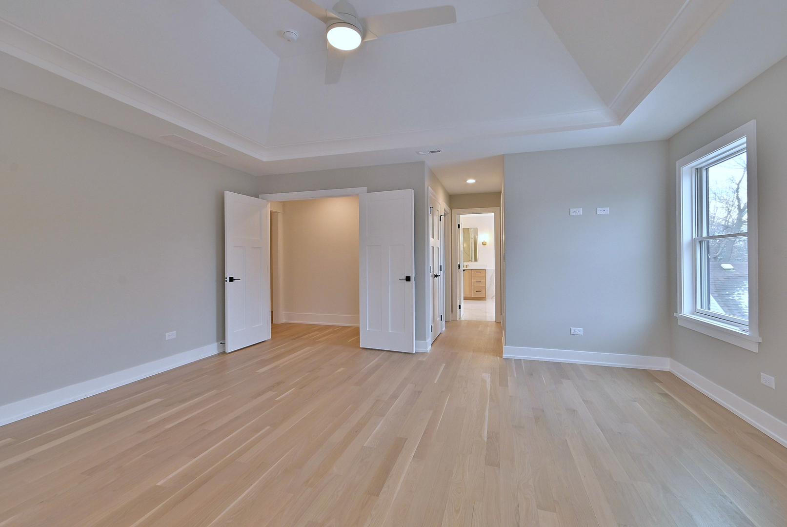 570 S Parkside Avenue