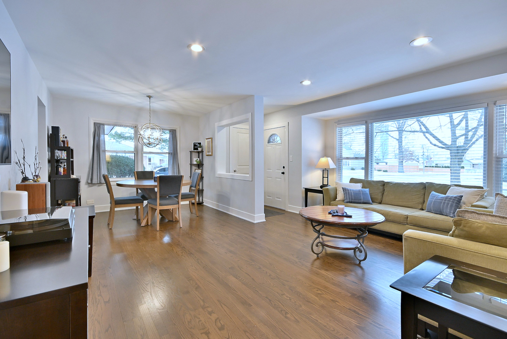 467 W Avery Street