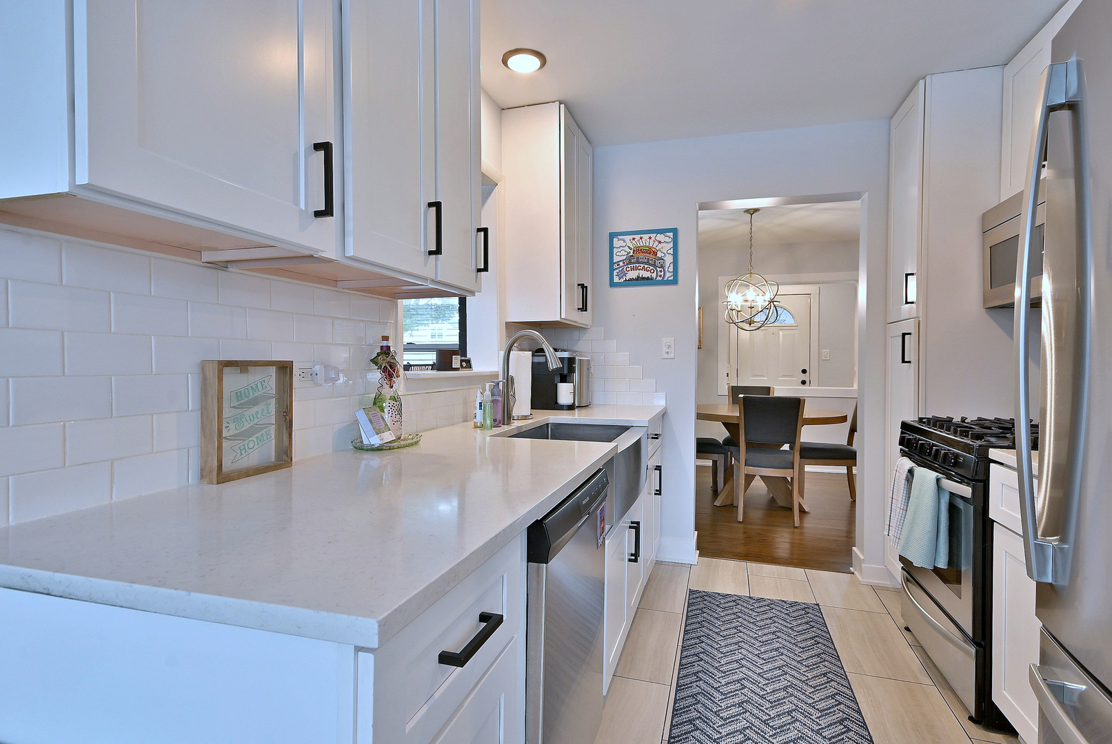 467 W Avery Street