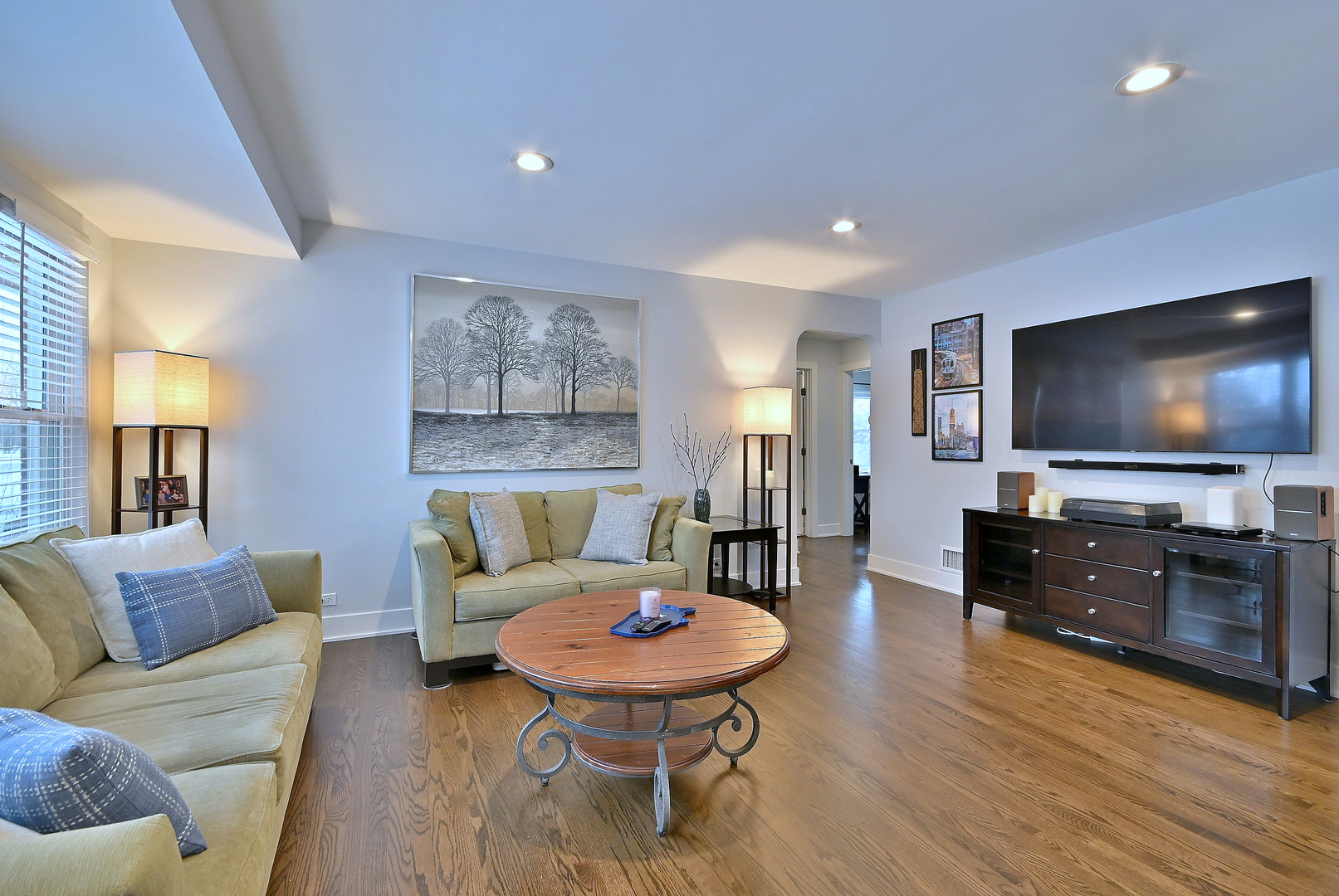 467 W Avery Street