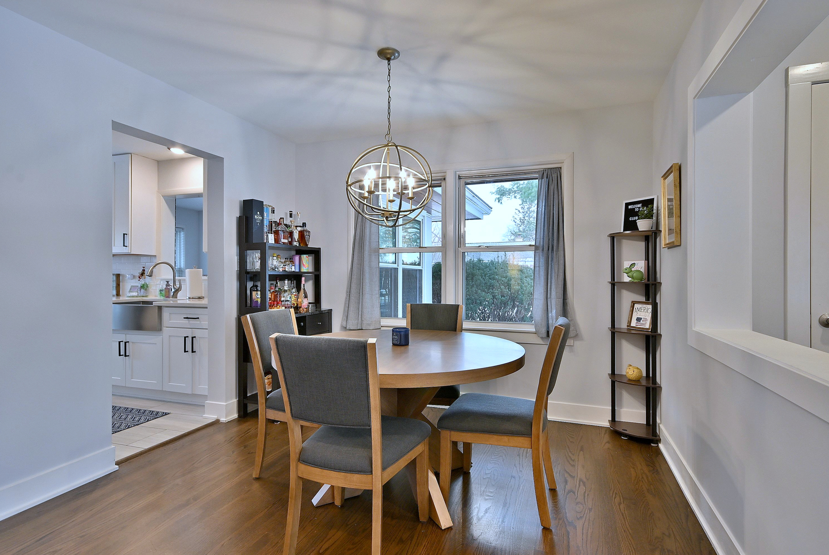 467 W Avery Street