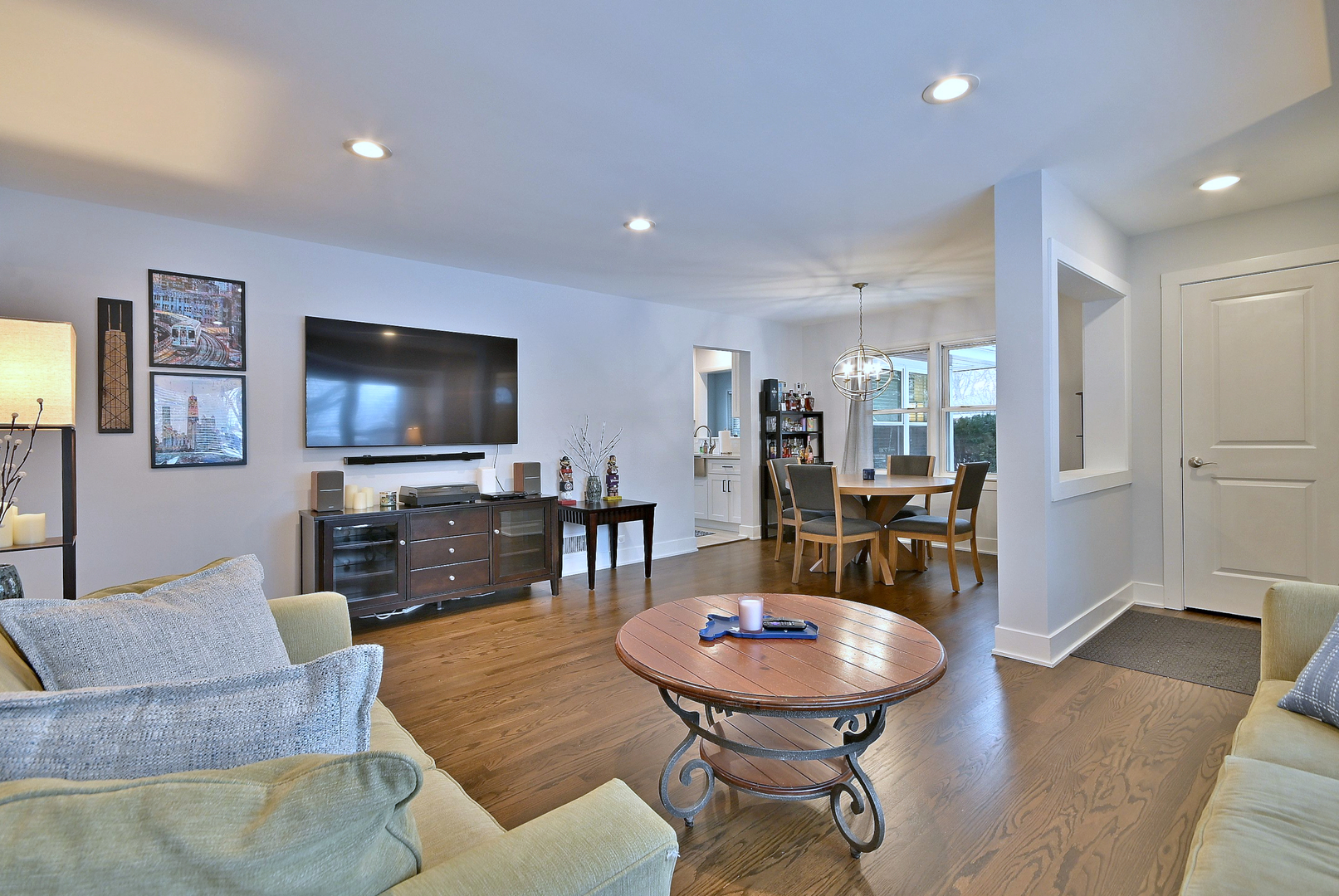 467 W Avery Street