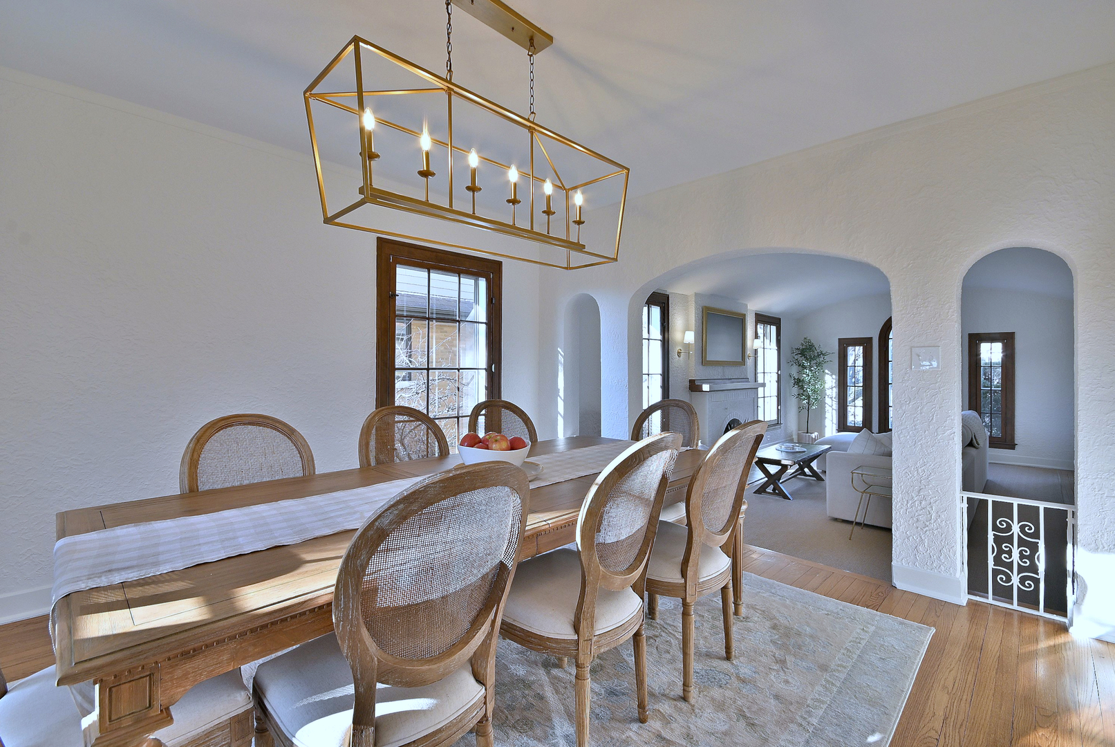 179 S Lawndale Avenue