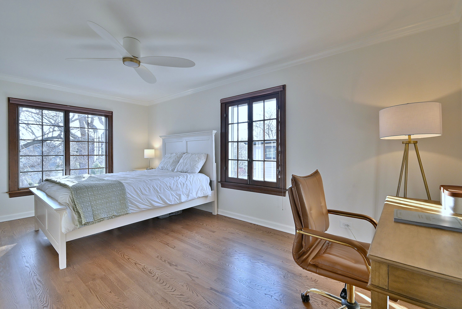 179 S Lawndale Avenue