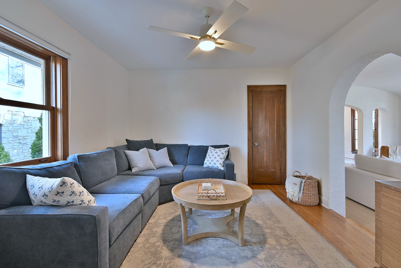 179 S Lawndale Avenue