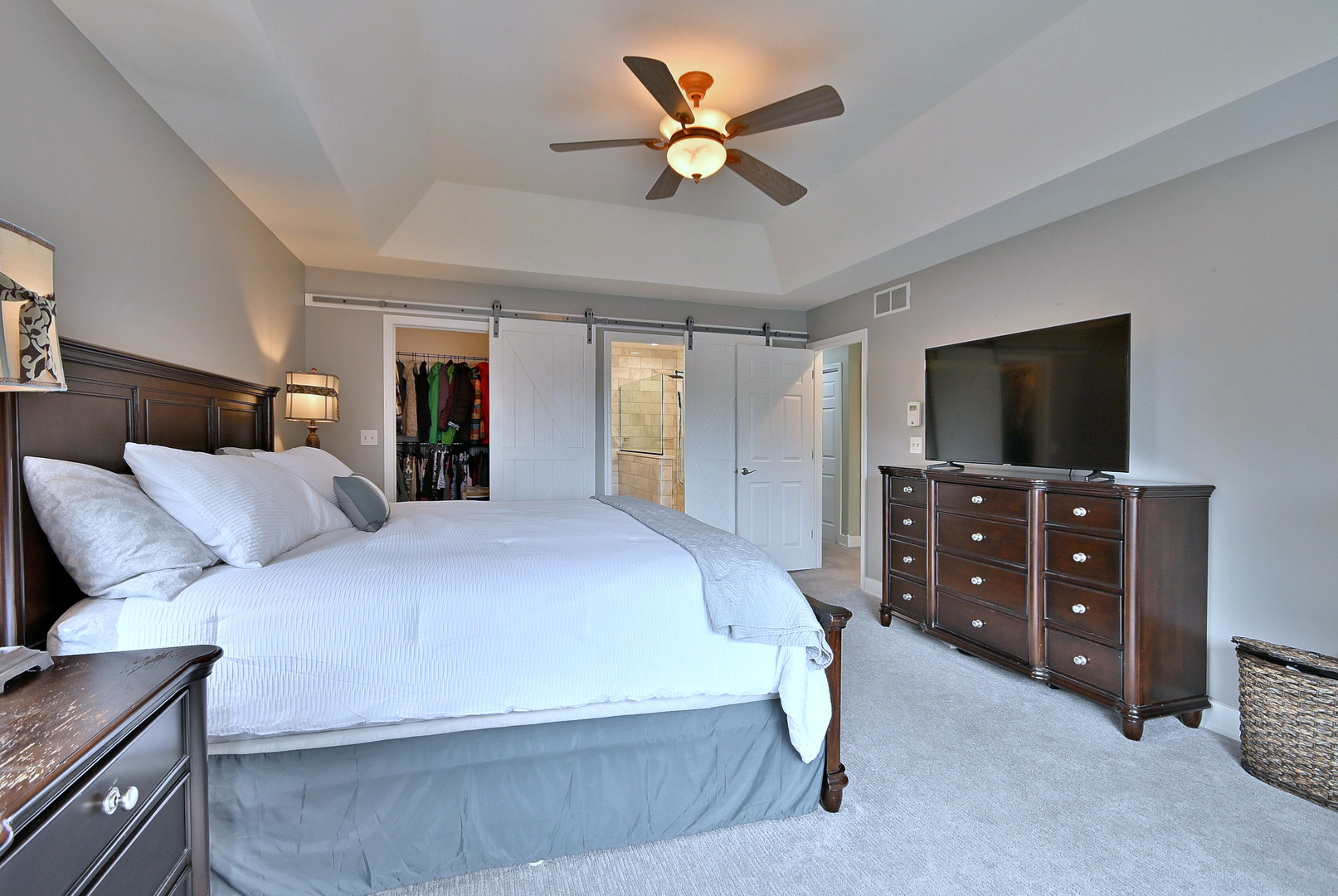 142 W 3rd Street Unit: 142