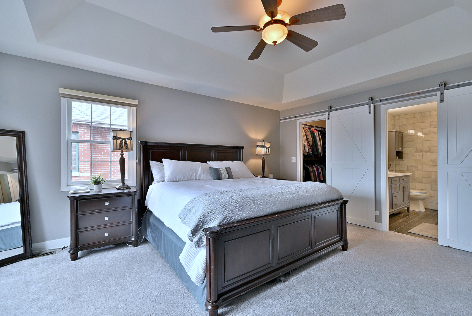 142 W 3rd Street Unit: 142