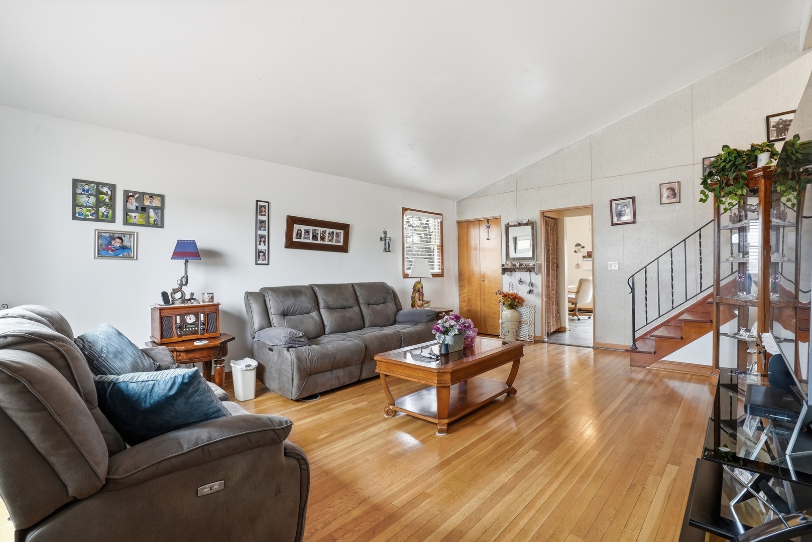 538 N West Avenue
