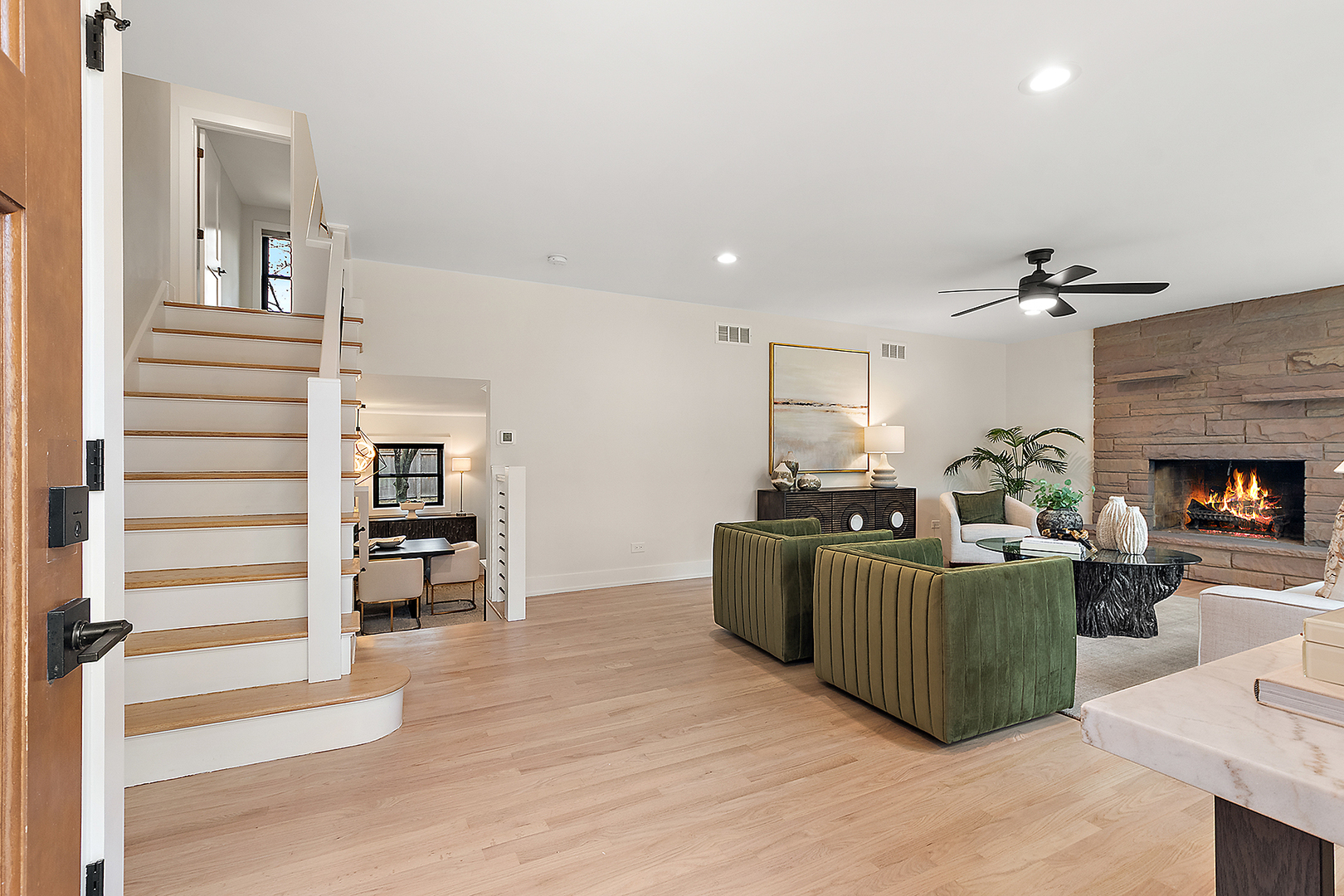 5115 Ellington Avenue