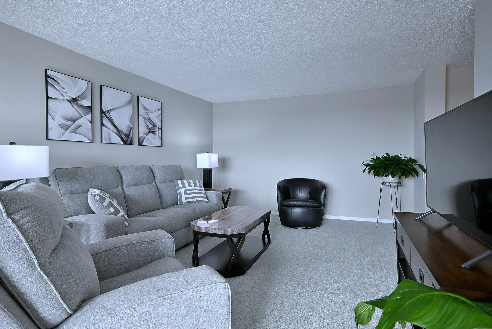 2 ATRIUM Way Unit: 606