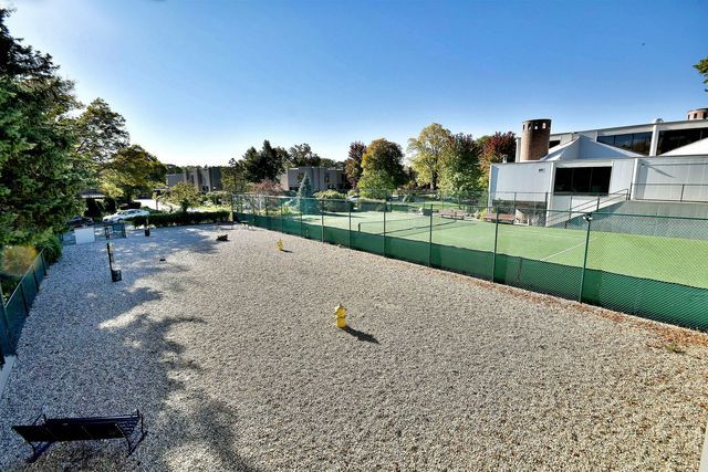 2 ATRIUM Way Unit: 606