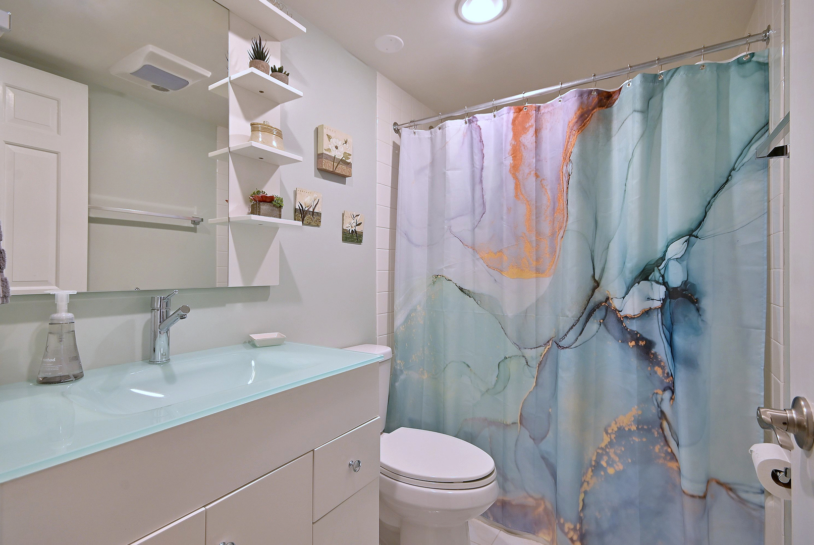 2 ATRIUM Way Unit: 606