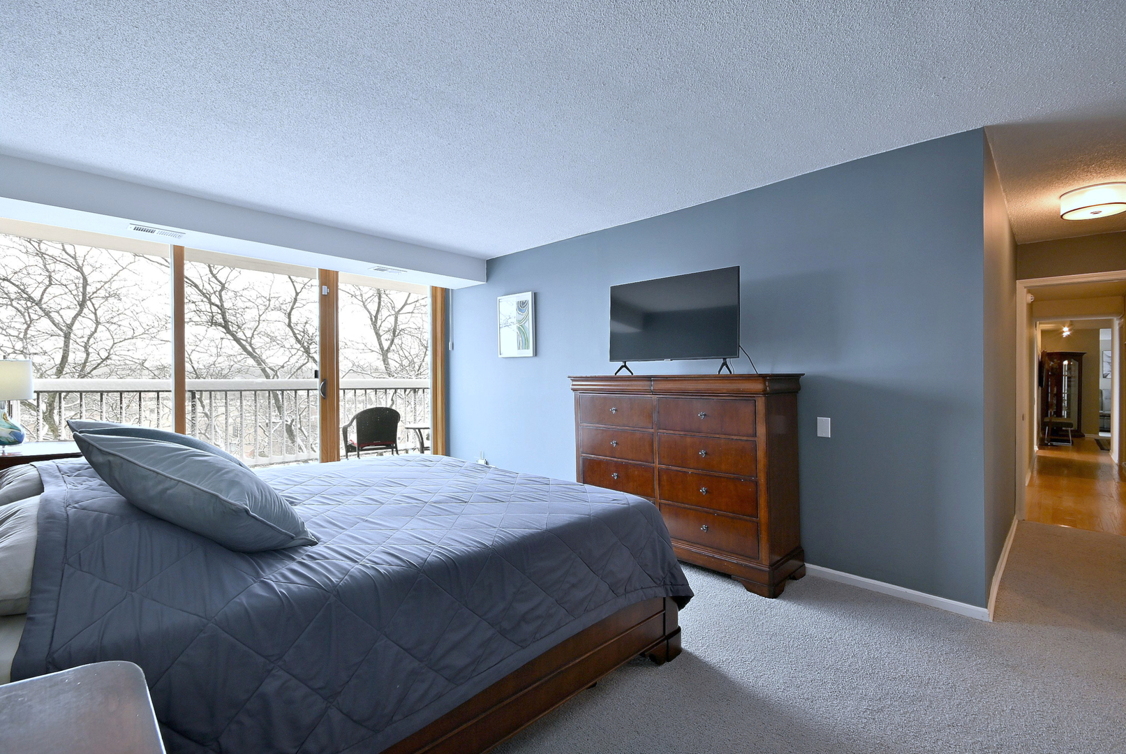 2 ATRIUM Way Unit: 606