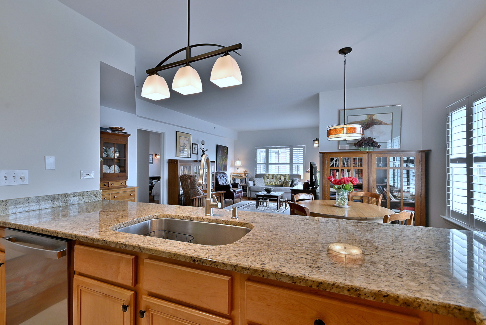 210 N Addison Avenue Unit: 301