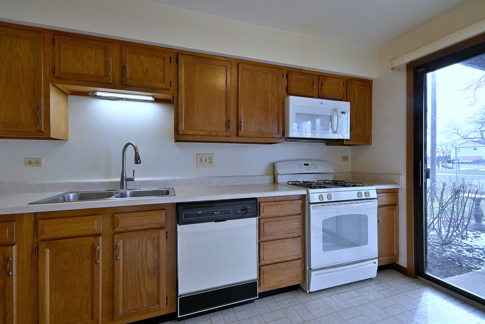 665 Catherine Court Unit: 665