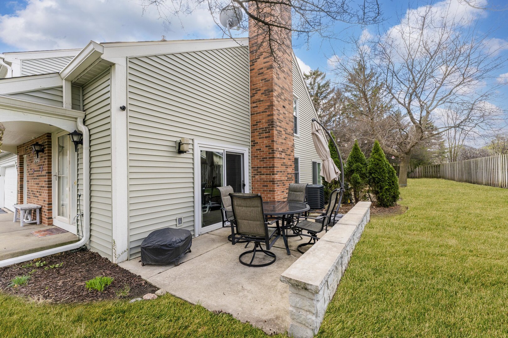 2S780 Timber Drive