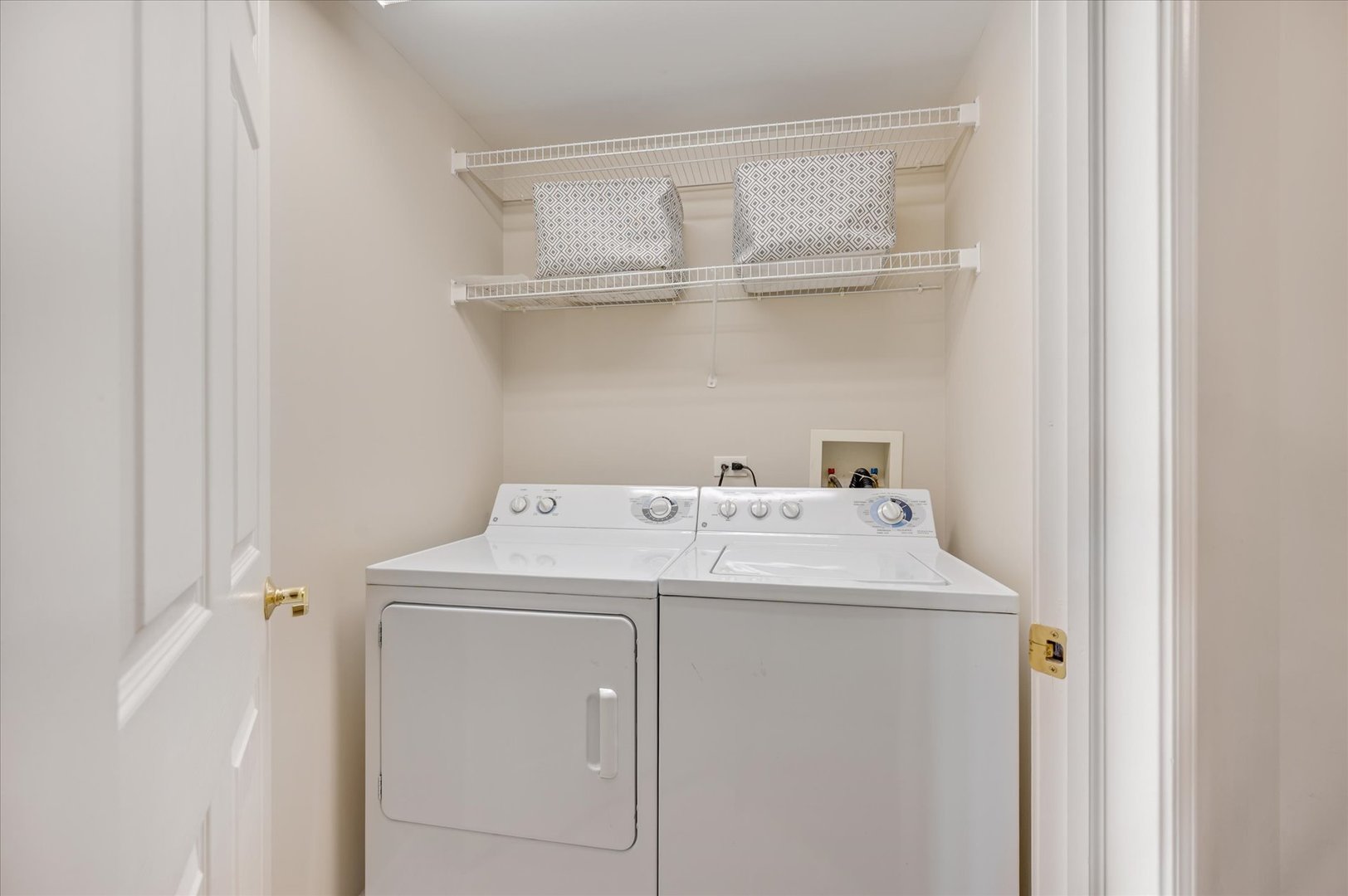 1 S Lincoln Avenue Unit: 311