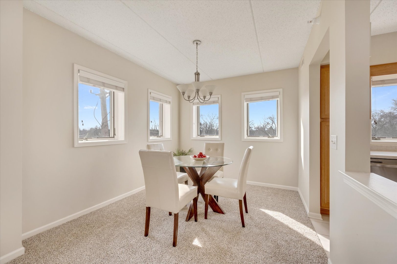 1 S Lincoln Avenue Unit: 311