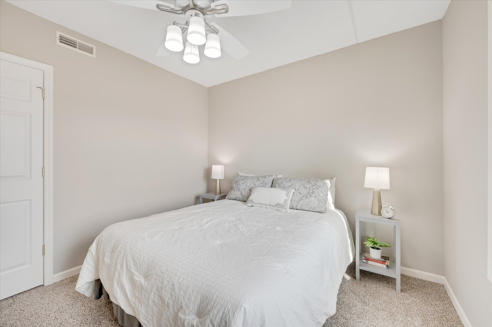 1 S Lincoln Avenue Unit: 311