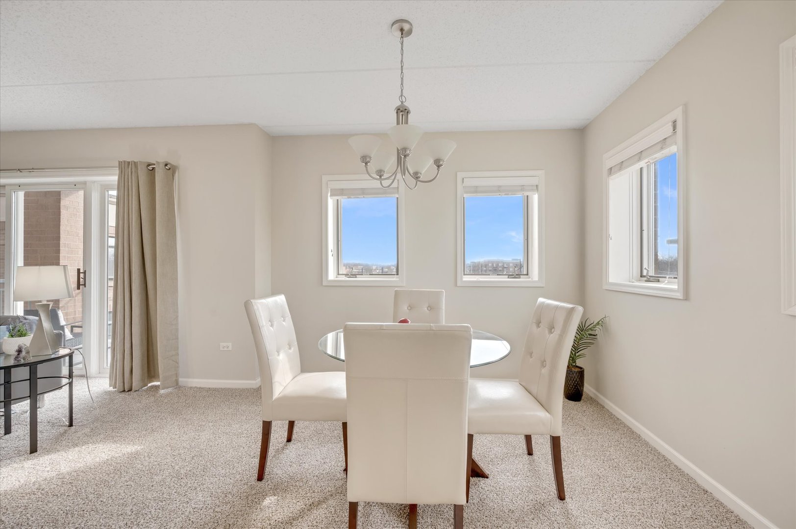1 S Lincoln Avenue Unit: 311