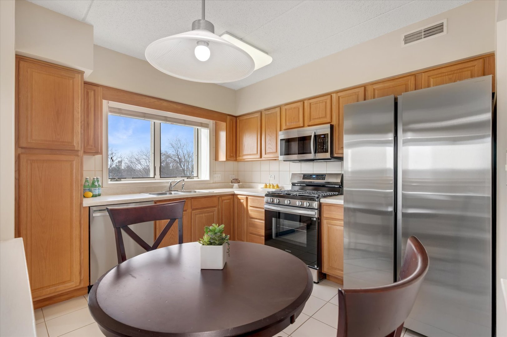 1 S Lincoln Avenue Unit: 311