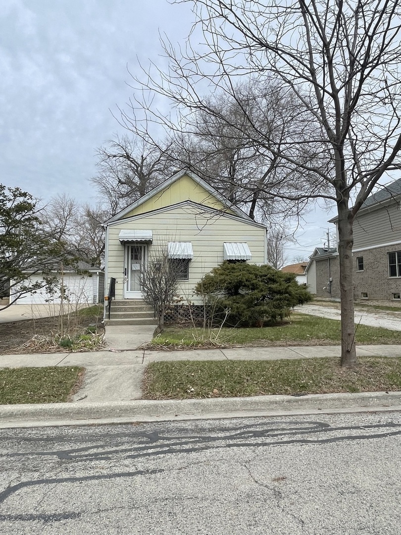 311 E Franklin Avenue