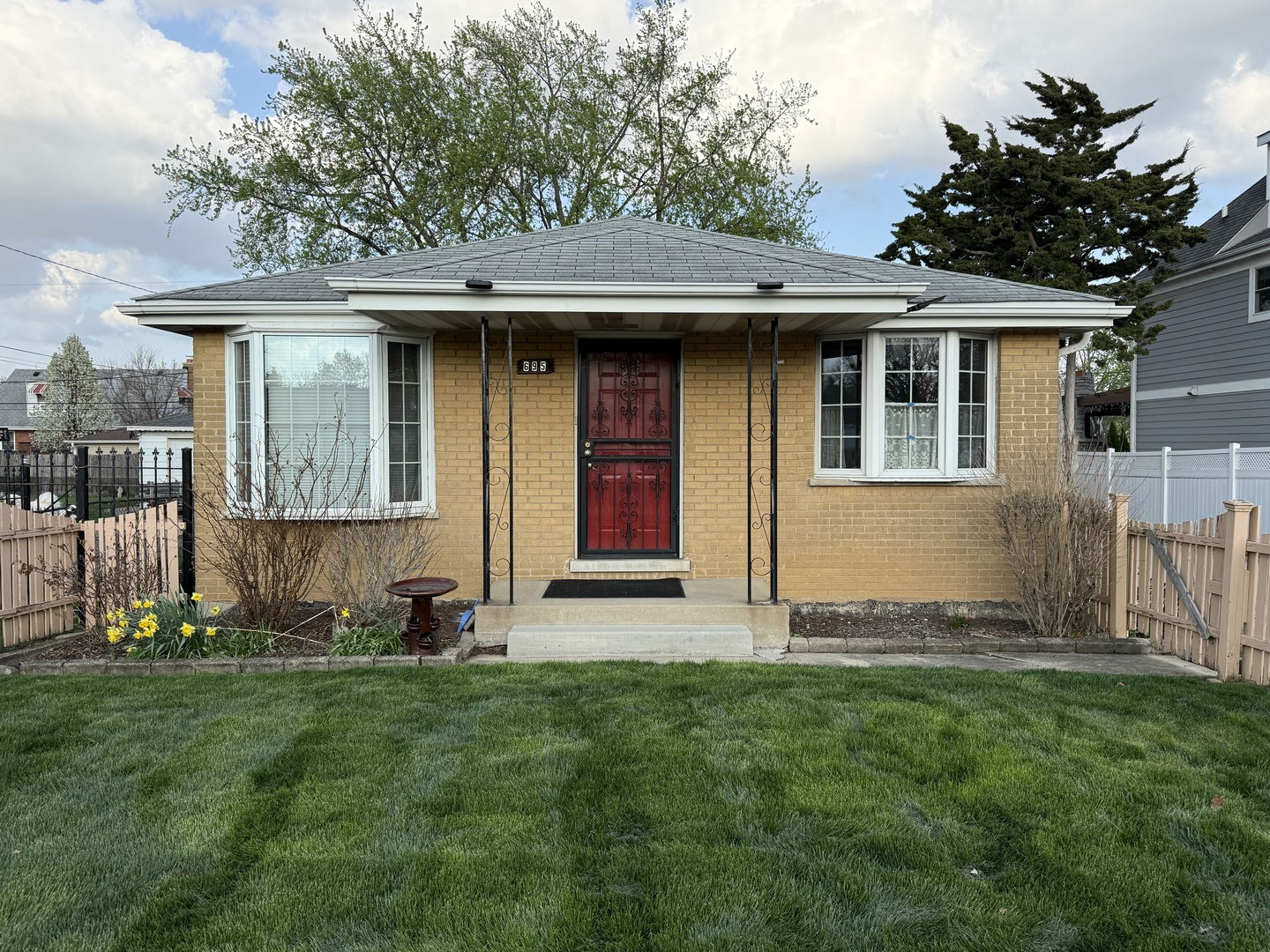 695 N Indiana Street
