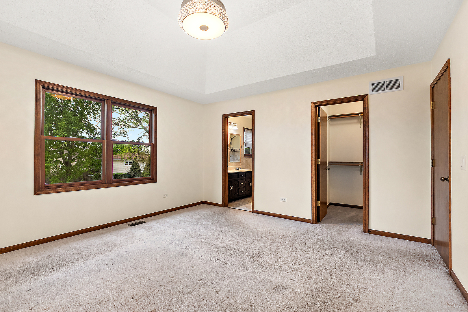 1408 Fawn Court