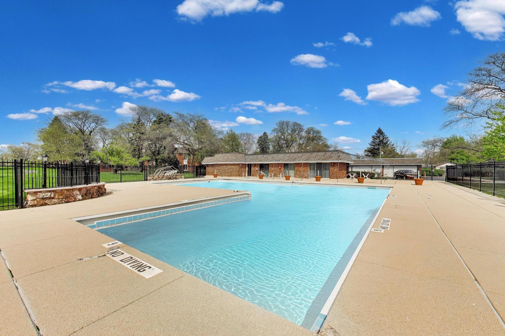 3913 Saratoga Avenue Unit: G301