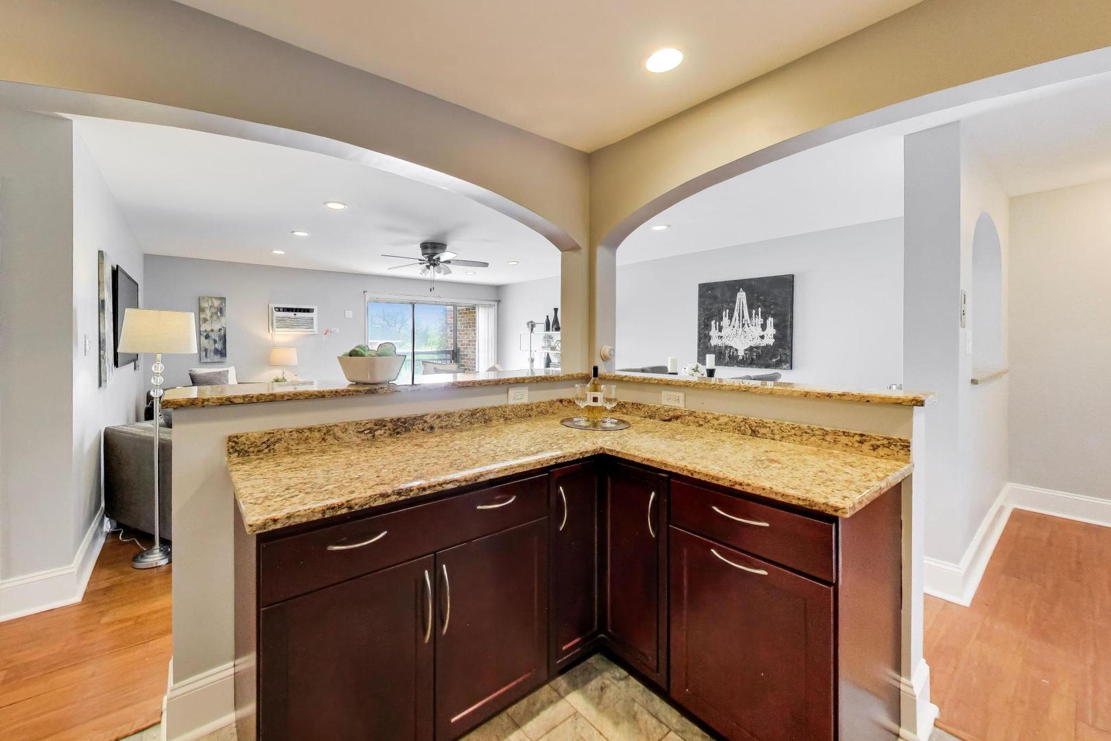 3913 Saratoga Avenue Unit: G301