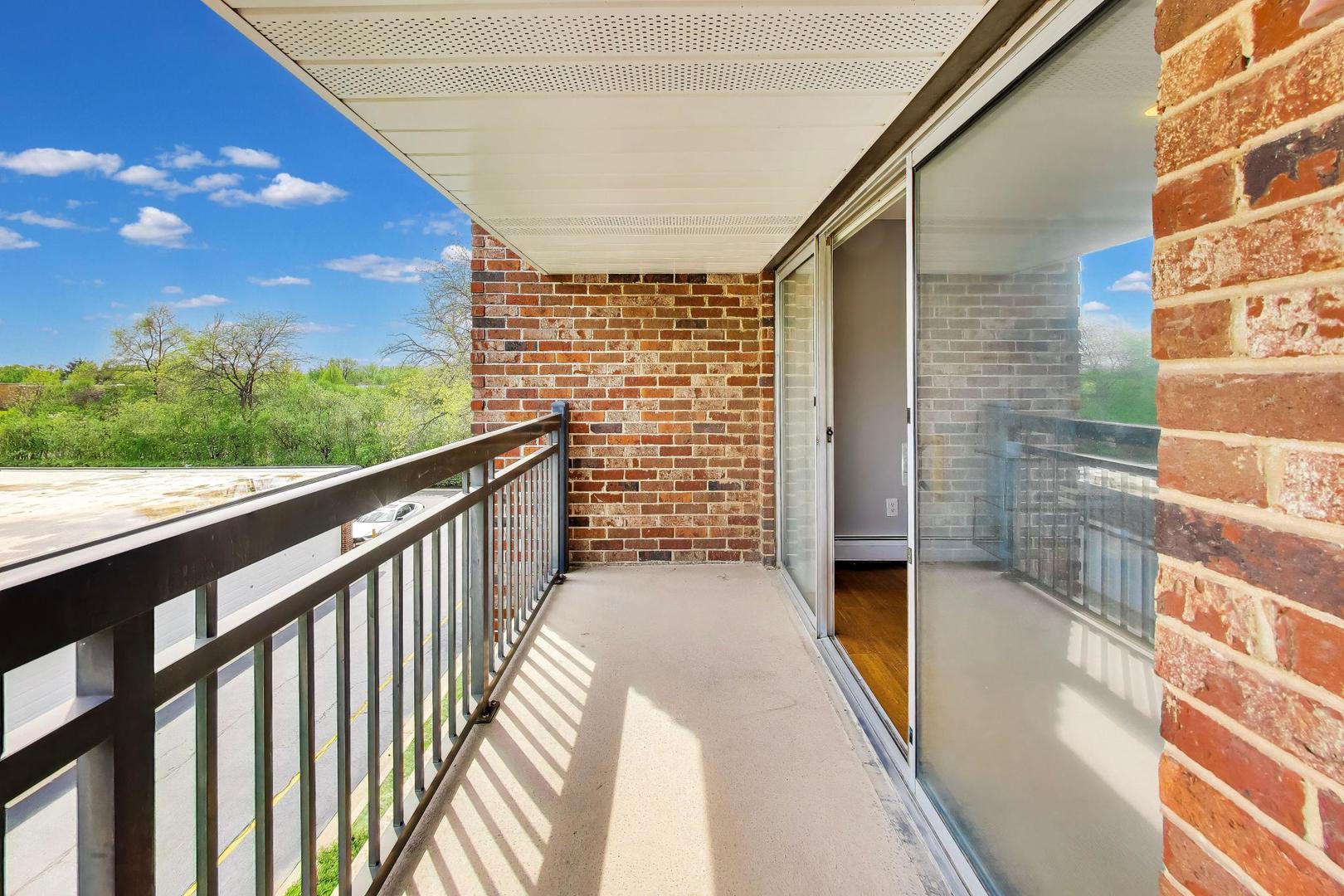 3913 Saratoga Avenue Unit: G301