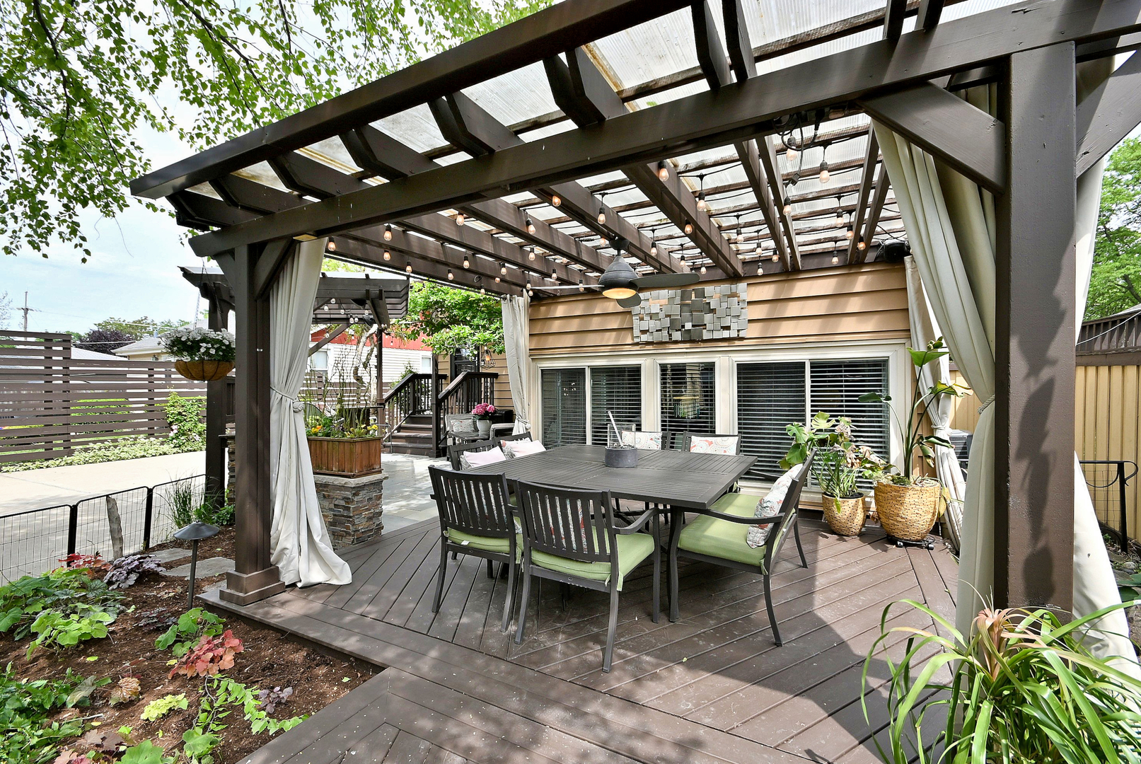 114 S Poplar Avenue