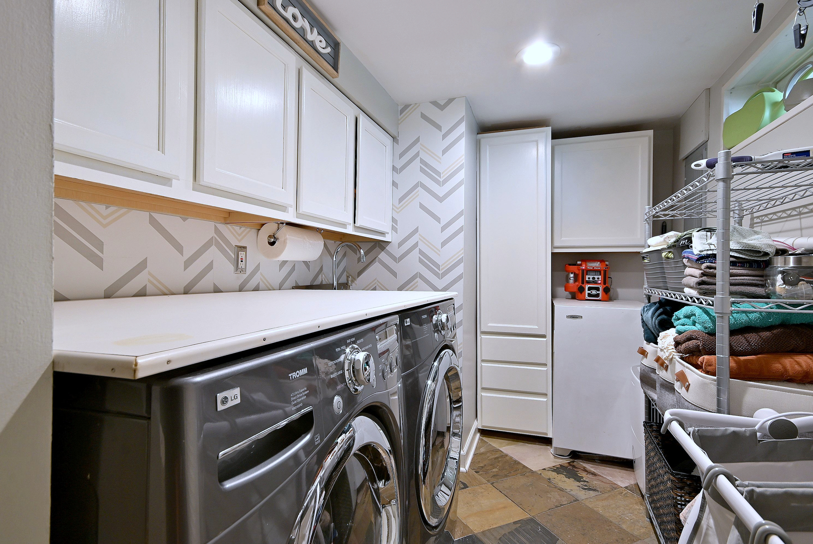 114 S Poplar Avenue