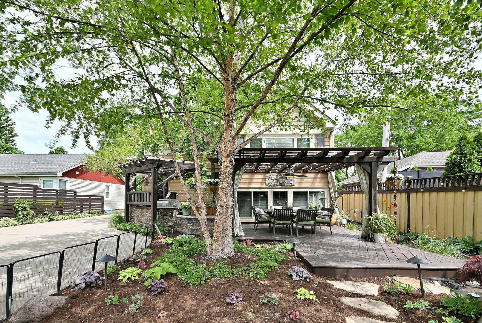 114 S Poplar Avenue