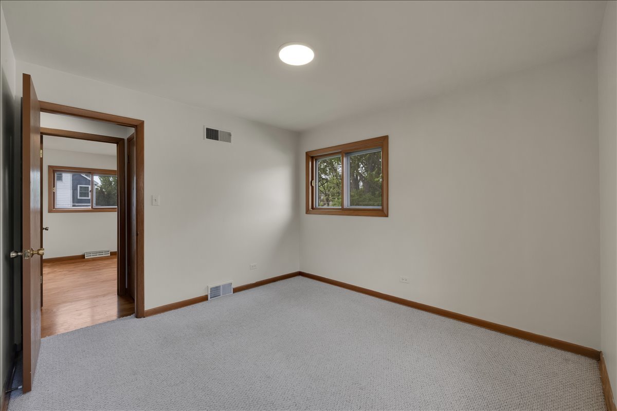 850 S Hillside Avenue