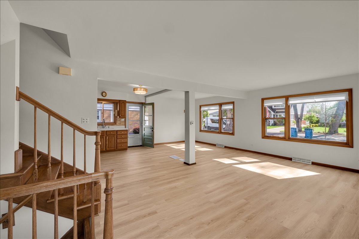 850 S Hillside Avenue