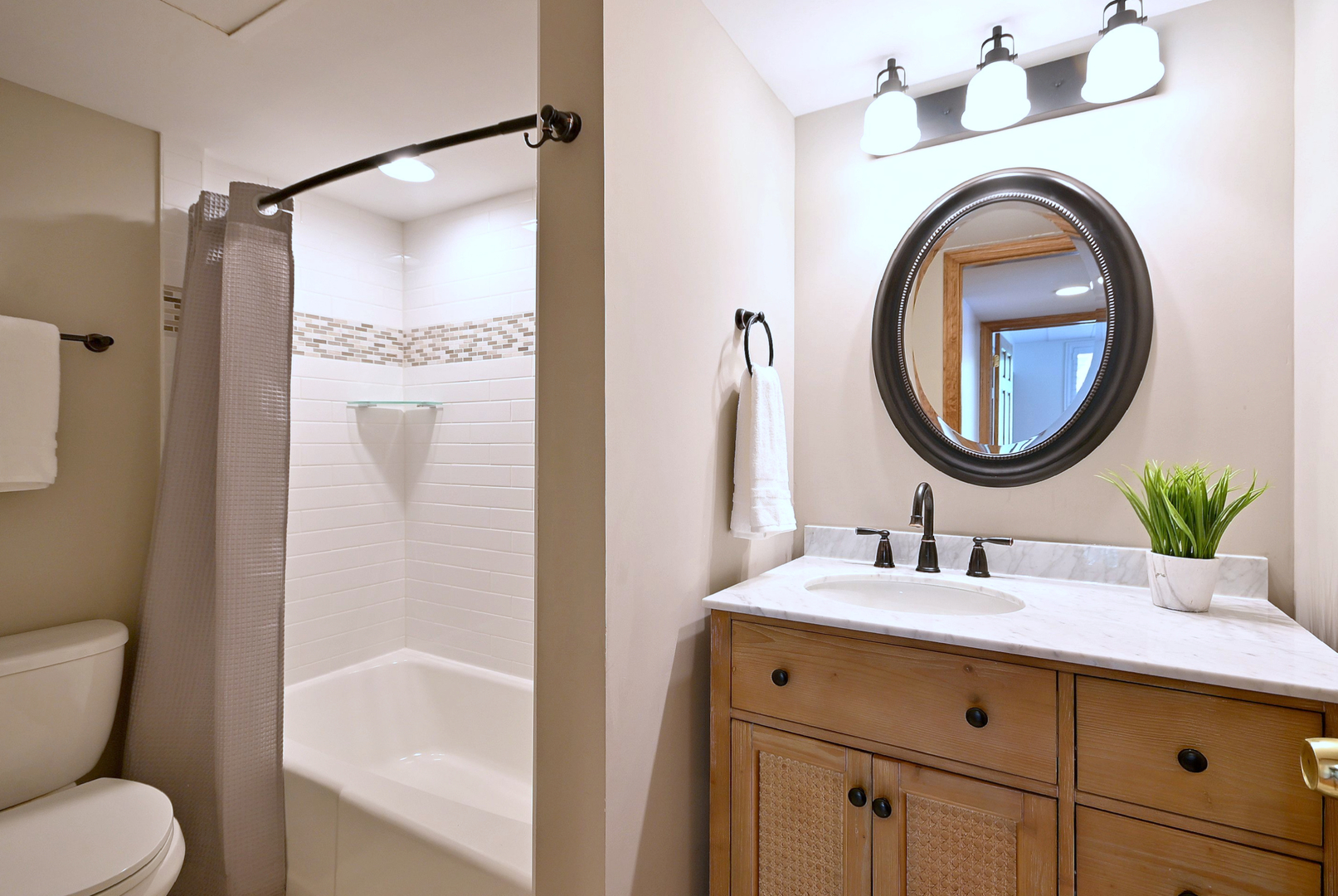 110 W Butterfield Road Unit: 302S