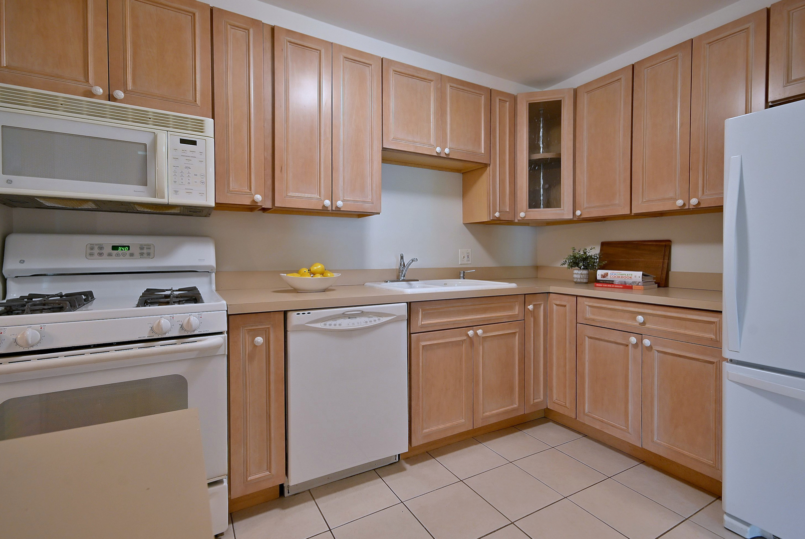110 W Butterfield Road Unit: 302S