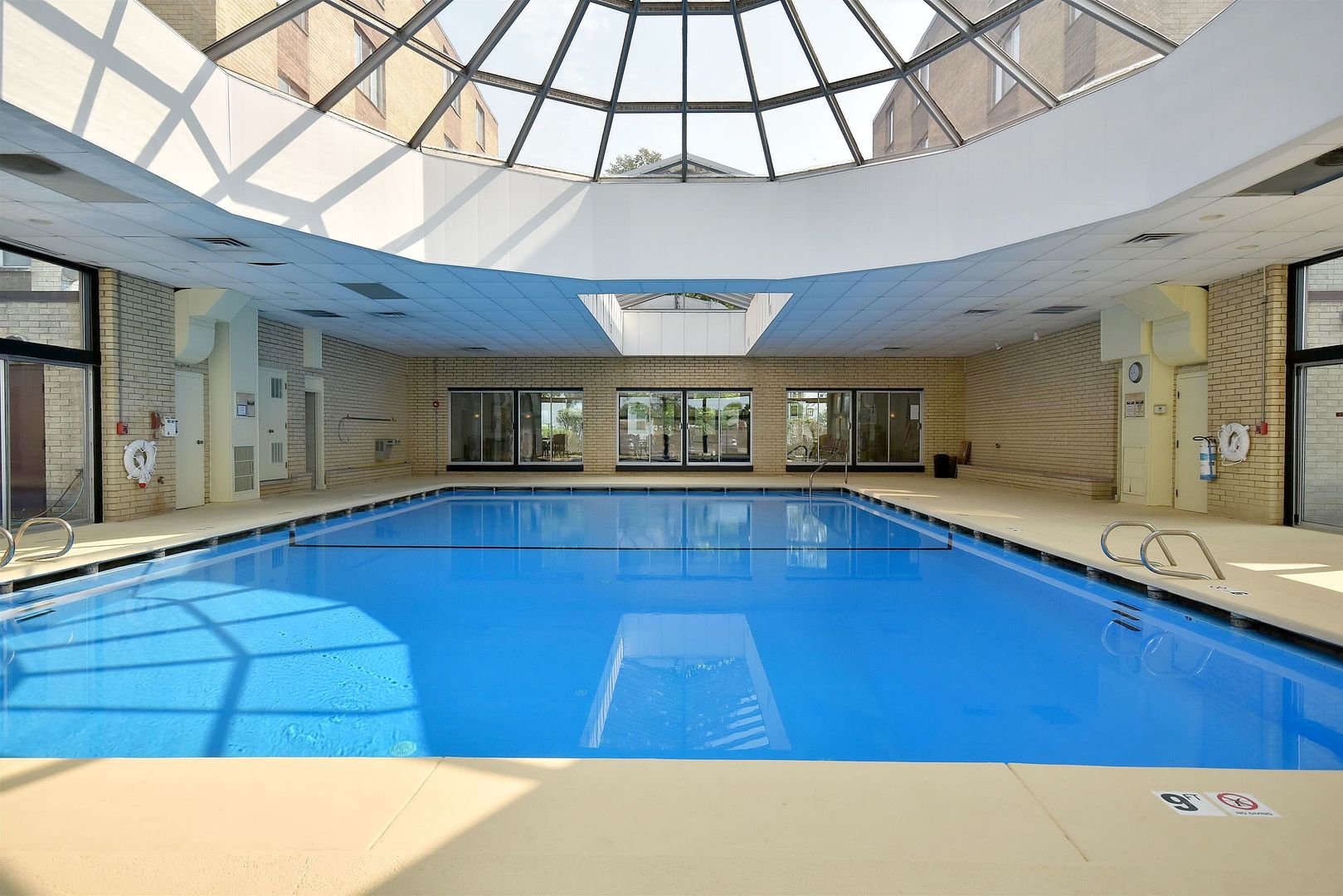110 W Butterfield Road Unit: 302S