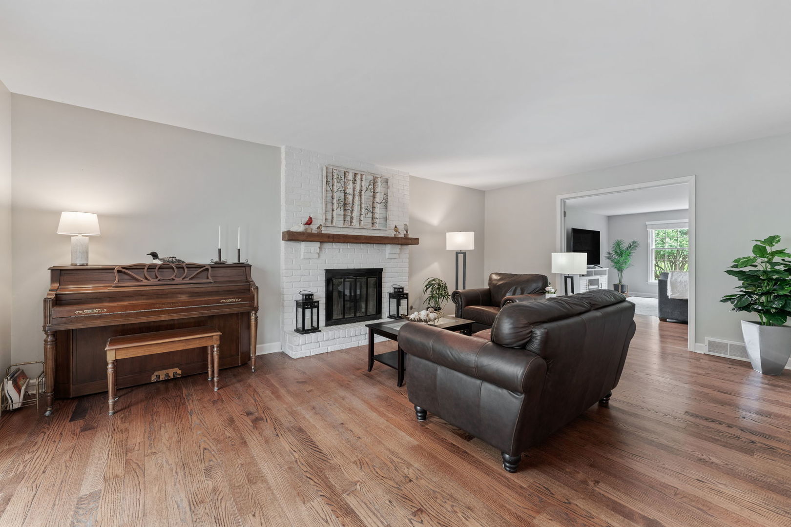 635 Oakview Drive