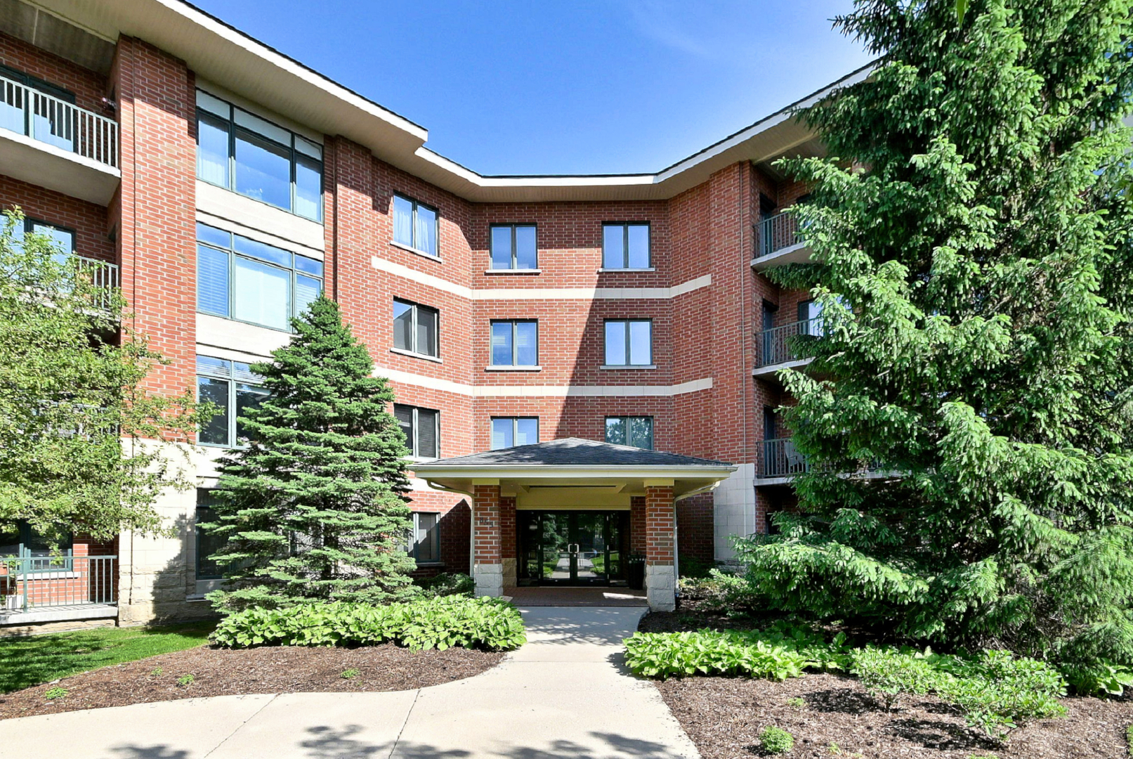855 E 22nd Street Unit: 313