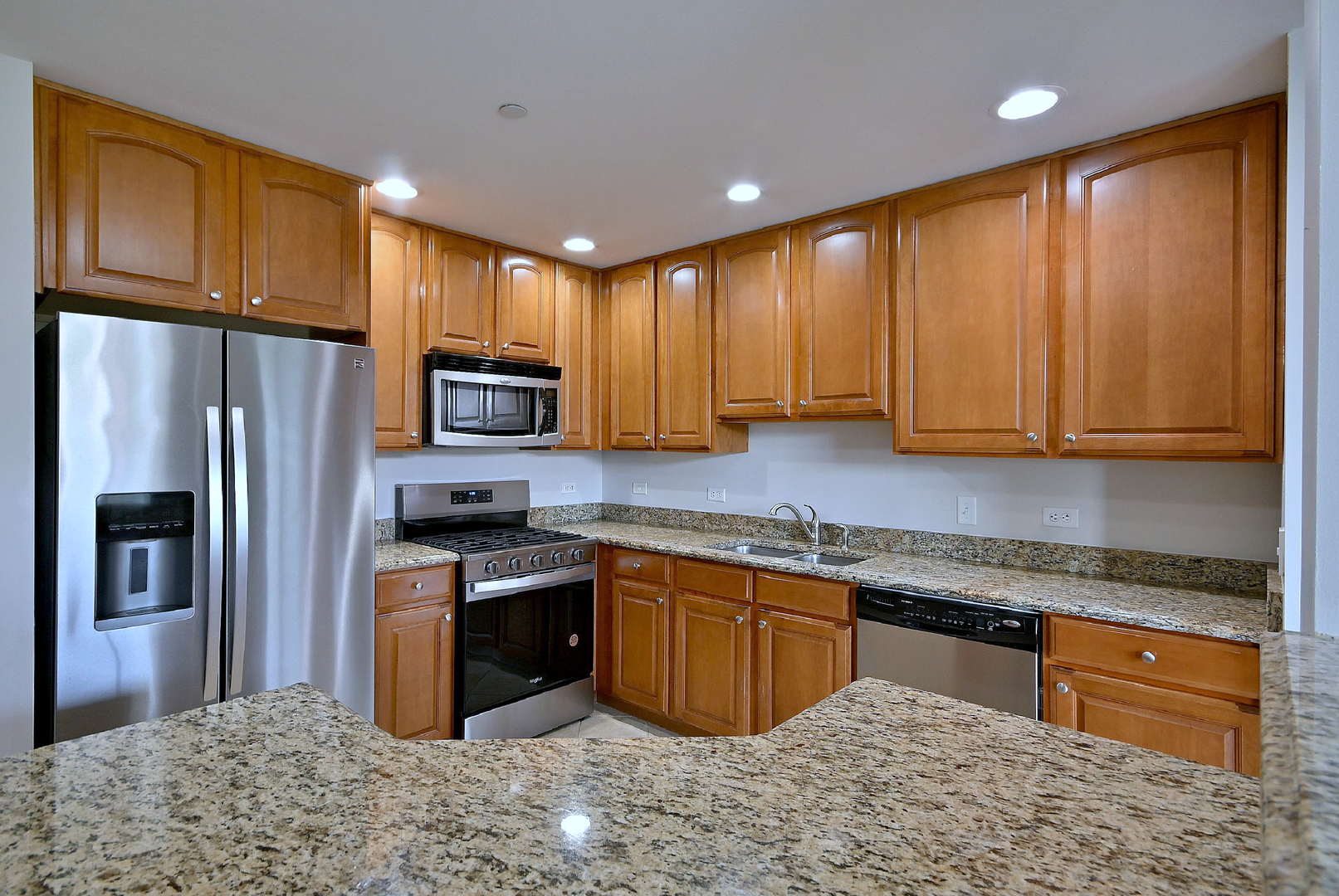 855 E 22nd Street Unit: 313
