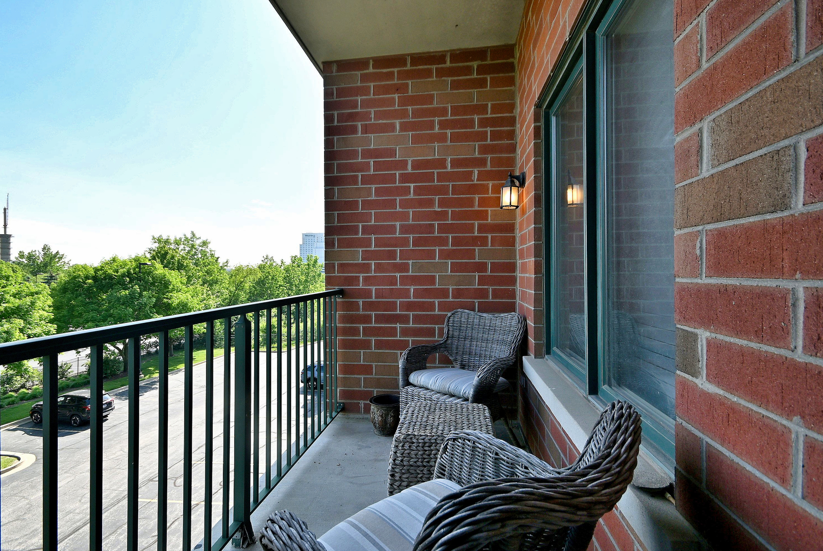 855 E 22nd Street Unit: 313