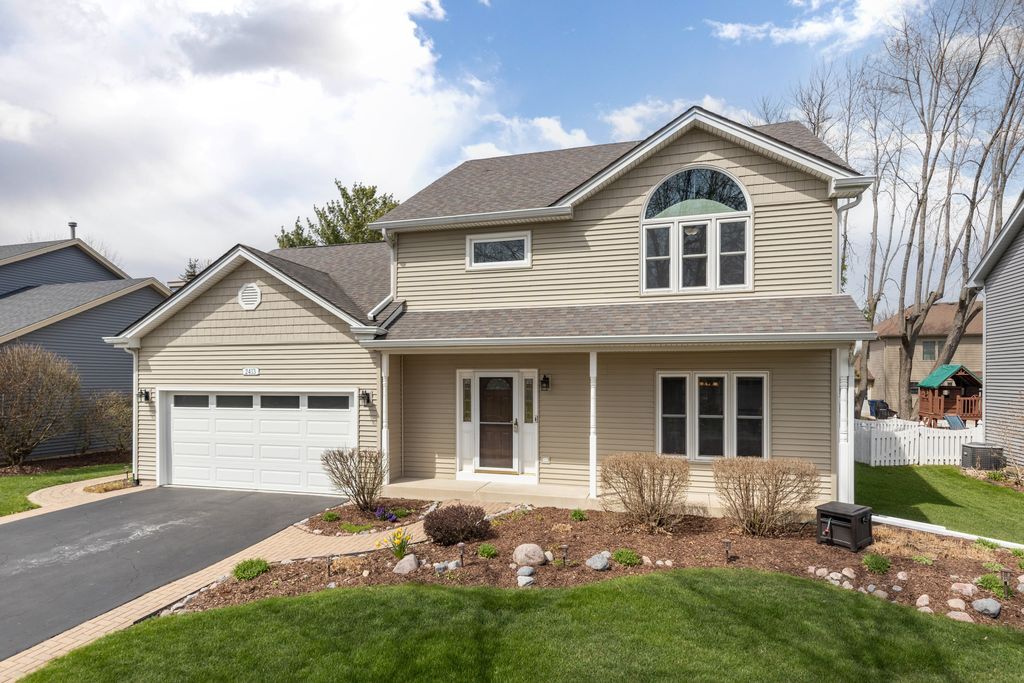2413 Putnam Drive