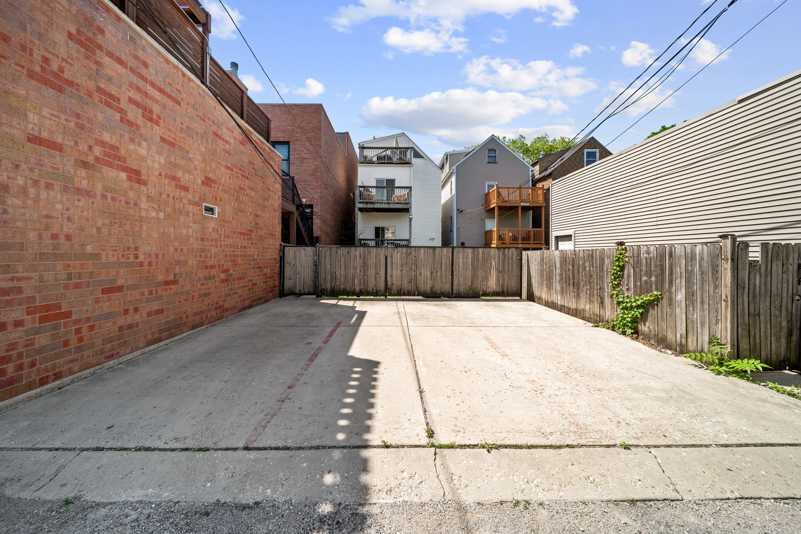 1448 W George Street