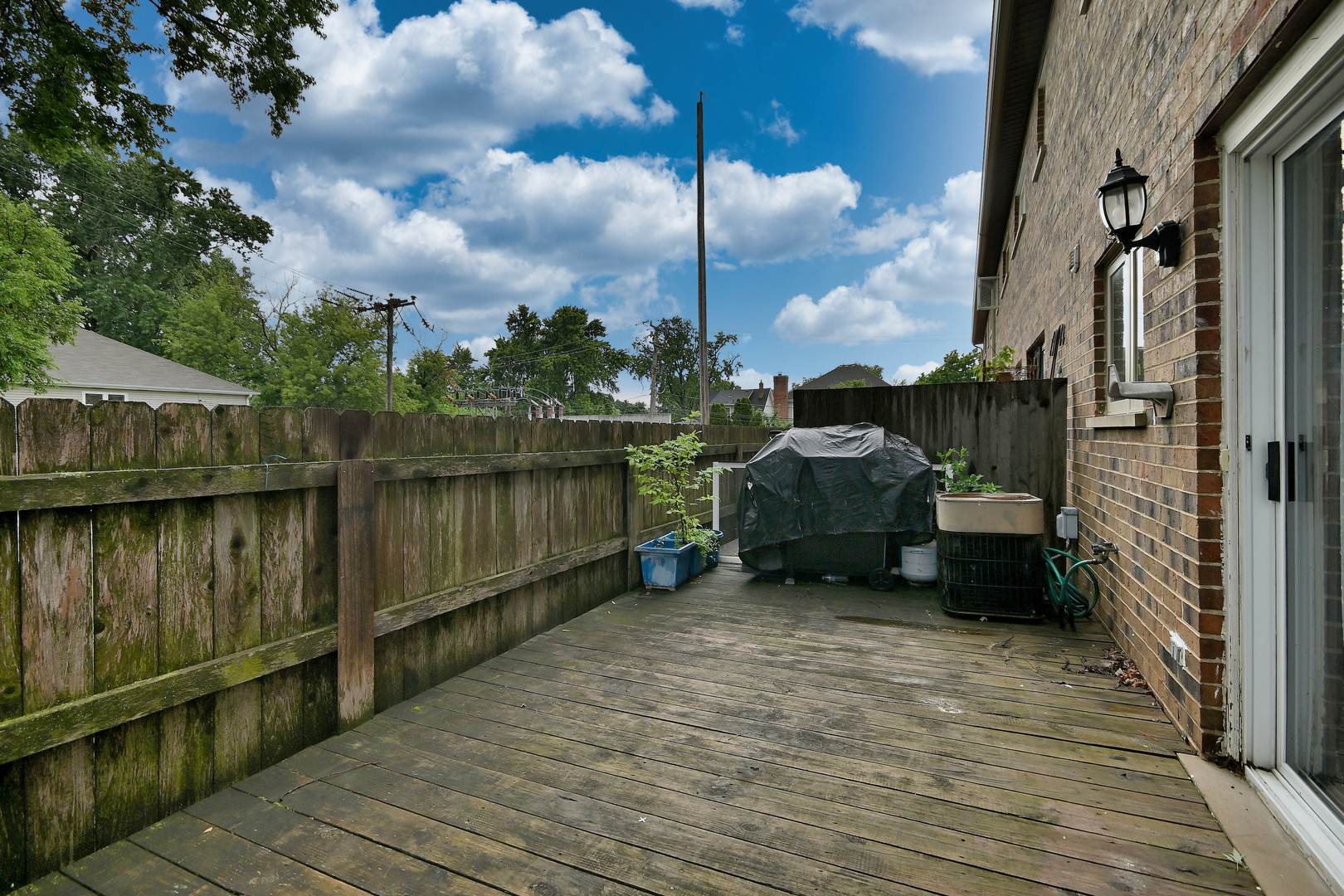 214 N West Avenue Unit: 1